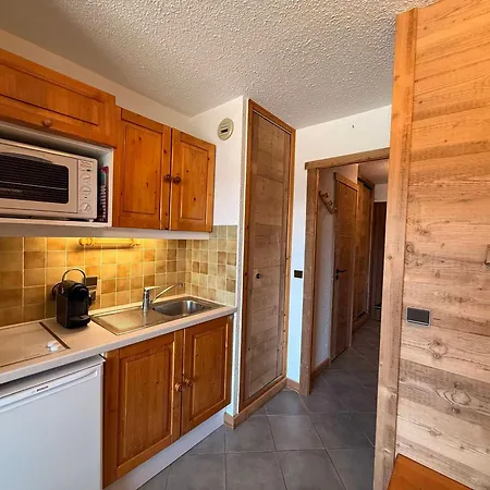 Apartamento Rénové 4 Personnes, Balcon Sud, Garage Inclus - Fr-1-293-152 *
